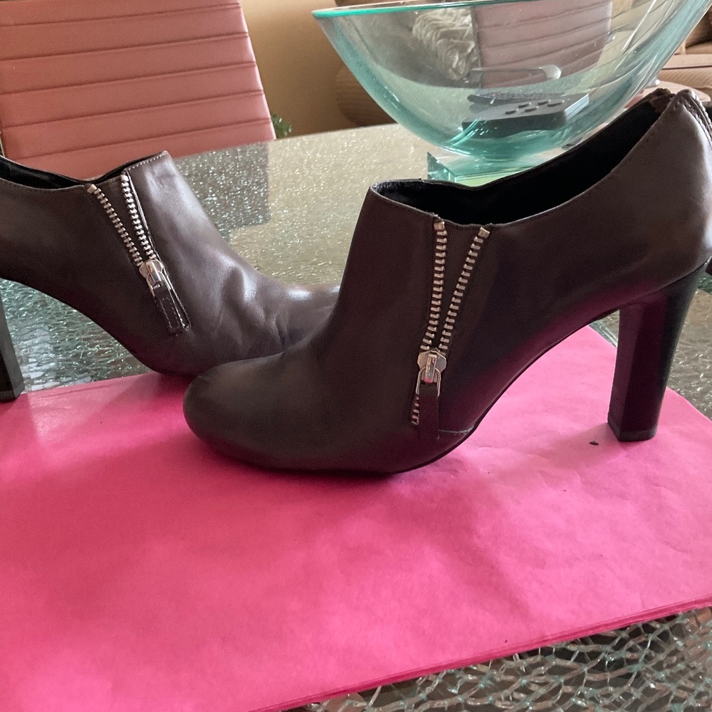 Franco Sarto Ankle boot like, dark gray heels. Size 7.5 M